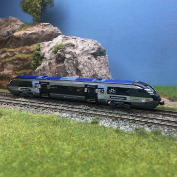Autorail diesel X 73500, "TER Bretagne, BreizhGo", SNCF, Ep. VI, ARNOLD HN2684S, N 1/160 - DCC SON