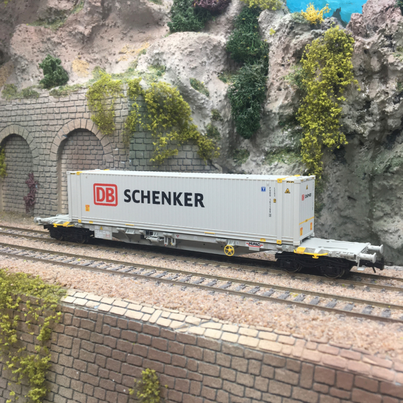 Wagon porte-conteneurs Sgnss, conteneur 45 pieds "DB Schenker", gris, Ep. VI, RIVAROSSI HR6703, HO 1/87