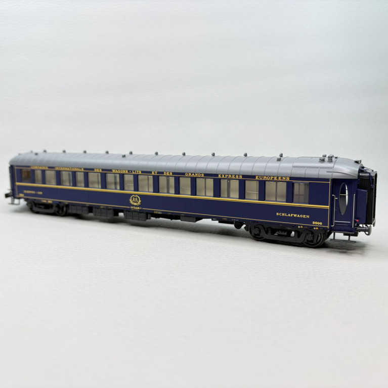 Voiture-lits Lx 16 (EIC), N°61 87 70-41 210-3, bleue, CIWL, Ep. IVa, LSMODELS 49243, HO 1/87