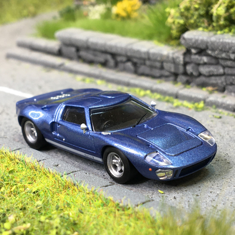 Ford GT 40, bleu métallisé, 1966 - BREKINA 18553 - HO 1/87