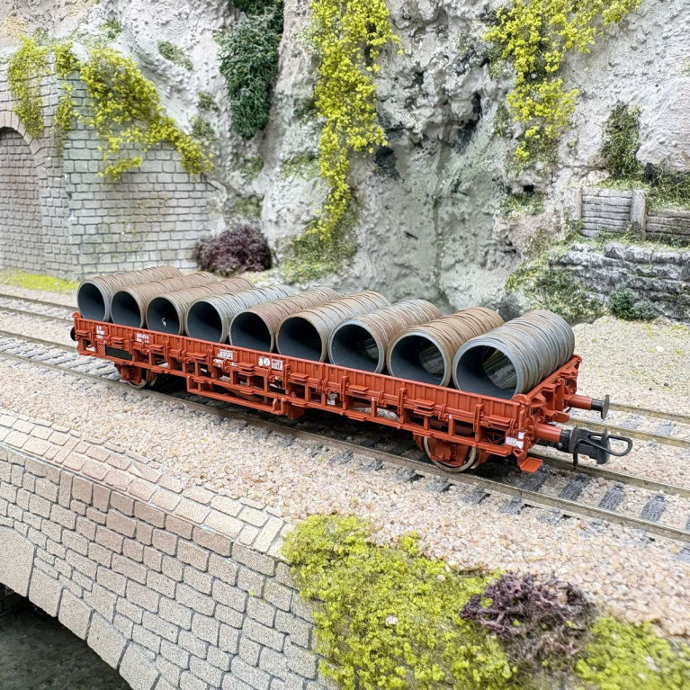 Wagon plat type Klms, chargement bobines de fil métallique, SNCF, Ep. IV, ROCO 6600300, HO 1/87