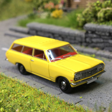 Opel Rekord B Caravan, jaune, 1965 - BREKINA 20475 - HO 1/87
