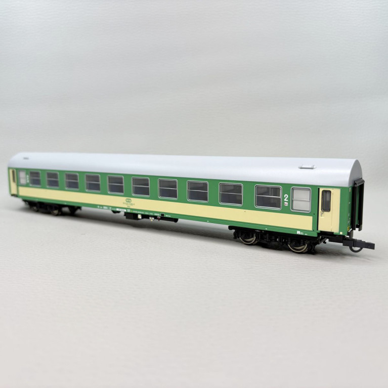 Coffret 3 voitures voyageurs Y/B 70 type Bdnu “Telimena”, PKP, Ep. V, ROCO 6200229, HO 1/87