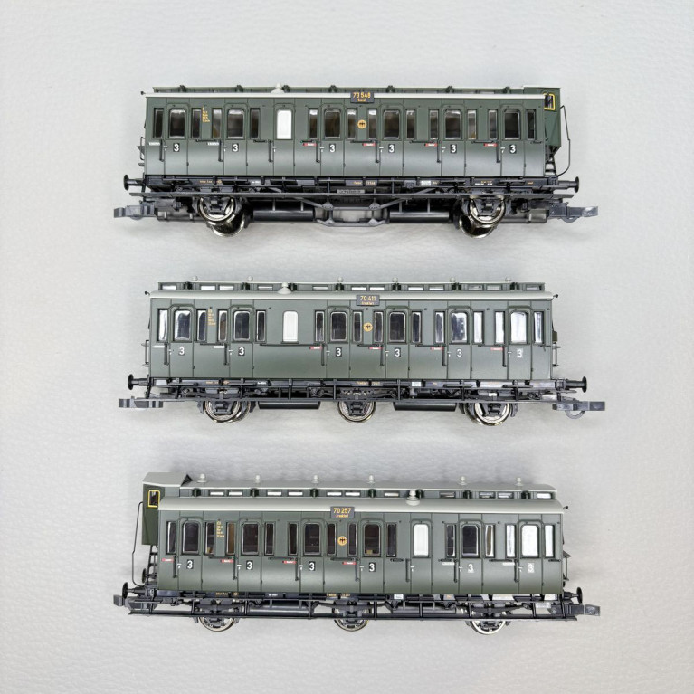 Coffret 3 voitures à compartiments C3 pr 11 et C pr 21, DRG, Ep. II, ROCO 6200254, HO 1/87