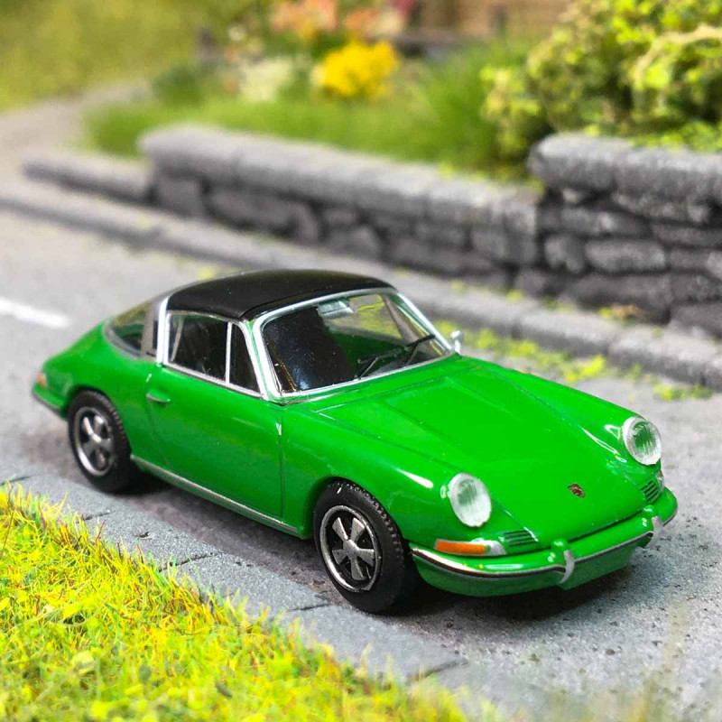 Porsche 911 targa, vert, 1964 - BREKINA 91645 - HO 1/87