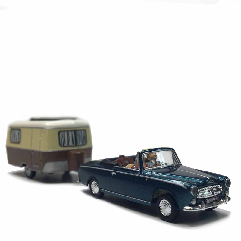 Peugeot 403, cabriolet, vert métallisé, avec caravane Eriba, 2 figurines - SAI 2539.1 - HO 1/87