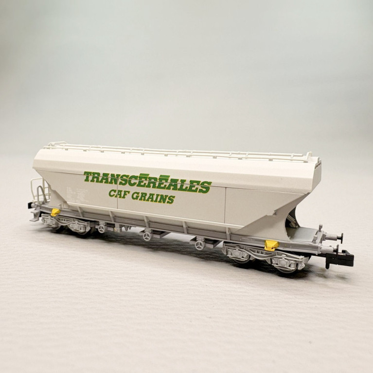 Coffret 2 wagons-trémies céréaliers “Transcéréales CAF Grains”, parois lisses et bombées, SNCF, Ep. IV-V, ARNOLD HN6732, N 1/160