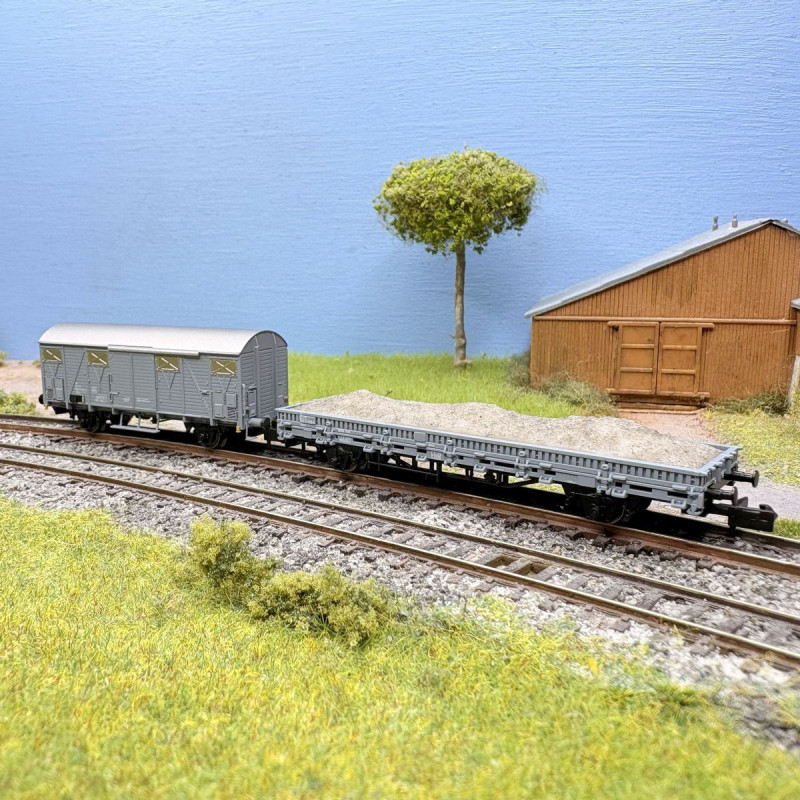 Coffret 2 wagons de service, fourgon VGhs + wagon plateforme Vkkkm chargé de gravier, FS, Ep. V, ARNOLD HN6716, N 1/160