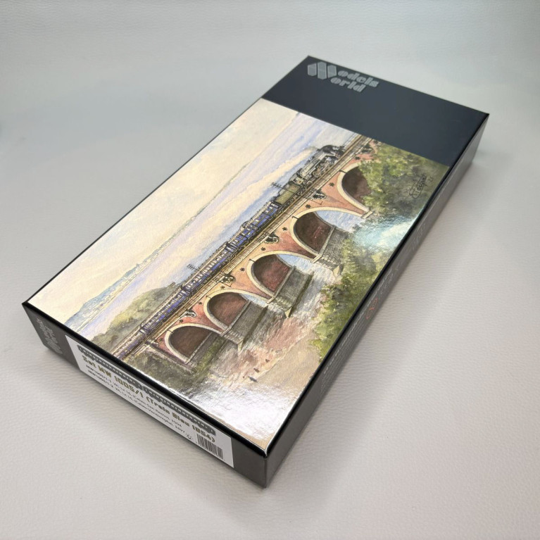 Coffret de 2 voitures lits LX16, “Le Train Bleu 1957”, CIWL, Ep. IIIb, MODELS WORLD MW 1005-1