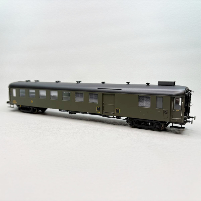 Coffret de 3 voitures OCEM soudées, SNCF, Ep. IIIa, MODELS WORLD MW 40951