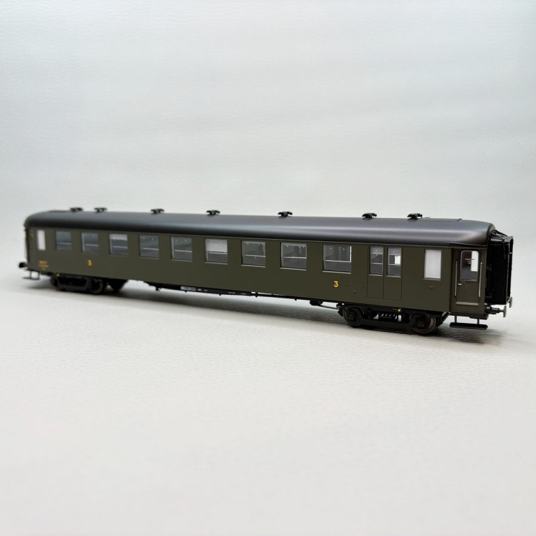 Voiture C10myfi OCEM 36, SNCF, Ep. IIIa, MODELS WORLD MW 40950
