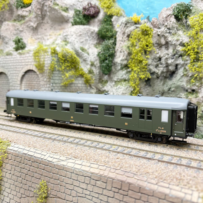 Voiture C10yfi OCEM 36, PLM, Ep. IIb, MODELS WORLD MW 40948