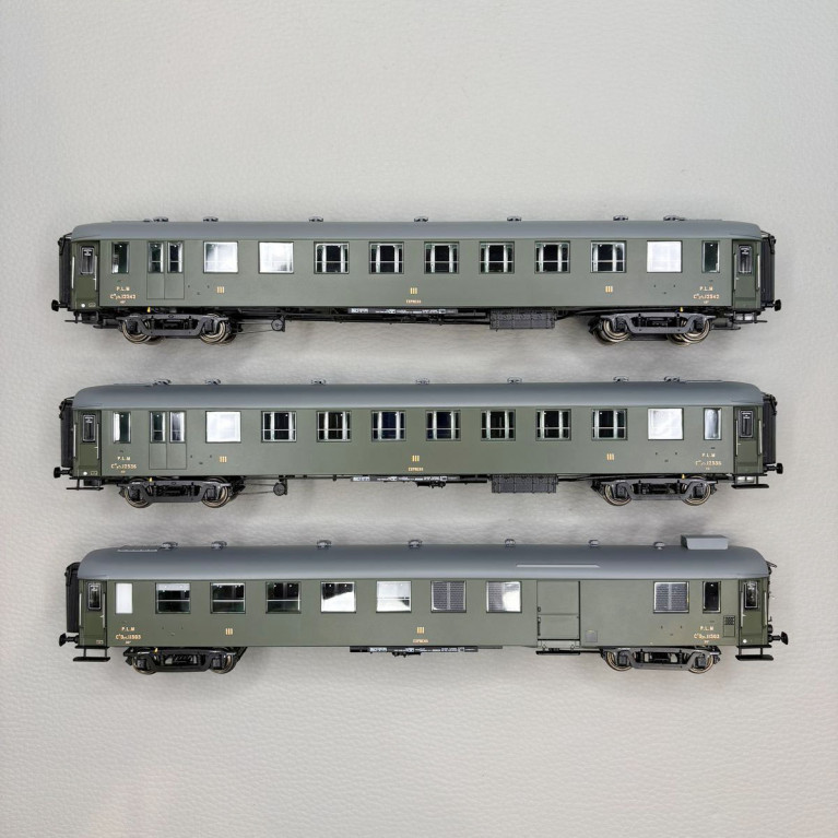 Coffret de 3 voitures OCEM soudées, PLM, Ep. IIb, MODELS WORLD MW 40949