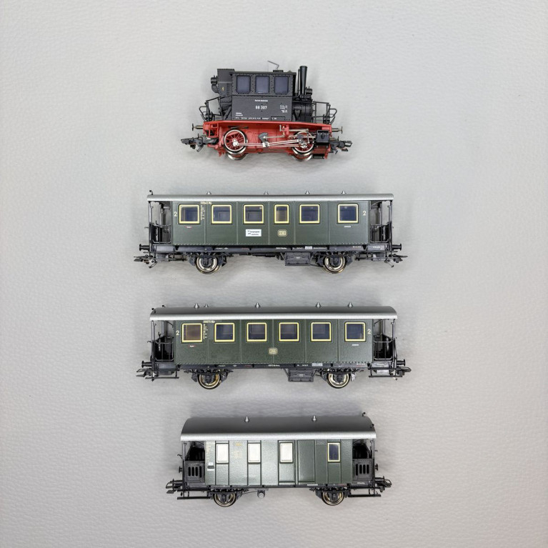 Coffret train “Spalter Bockl”, locomotive 98.3 “Glaskasten” et 3 voitures, DB, Ep. III, TRIX 21229