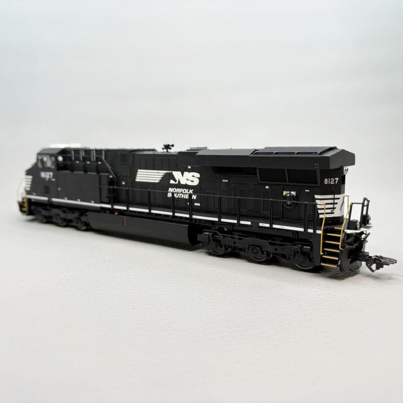 Locomotive diesel GE ES44AC 8127, Norfolk Southern, Ep. VI, MÄRKLIN 38448