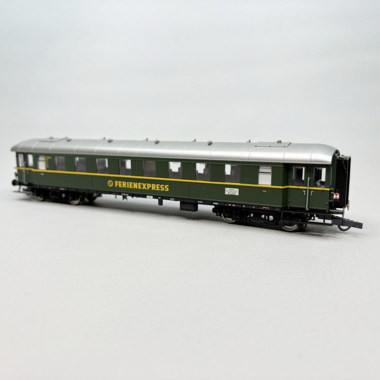 Coffret de 3 voitures “Ferienexpress”, DB, Ep. III, ROCO 6200235
