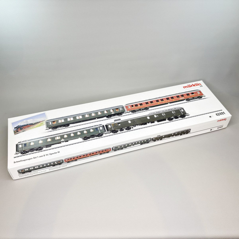 Coffret de 4 voitures train express D 74 n°1, DB et DSG, Ep. III, MÄRKLIN 42491