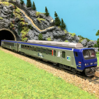 Automotrice Z2 7334 Aquitaine  Sncf ép VI digitale son -HO-1/87-PIKO 96413