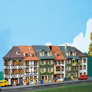 6 demi maisons de ville -HO-1/87-FALLER  130430