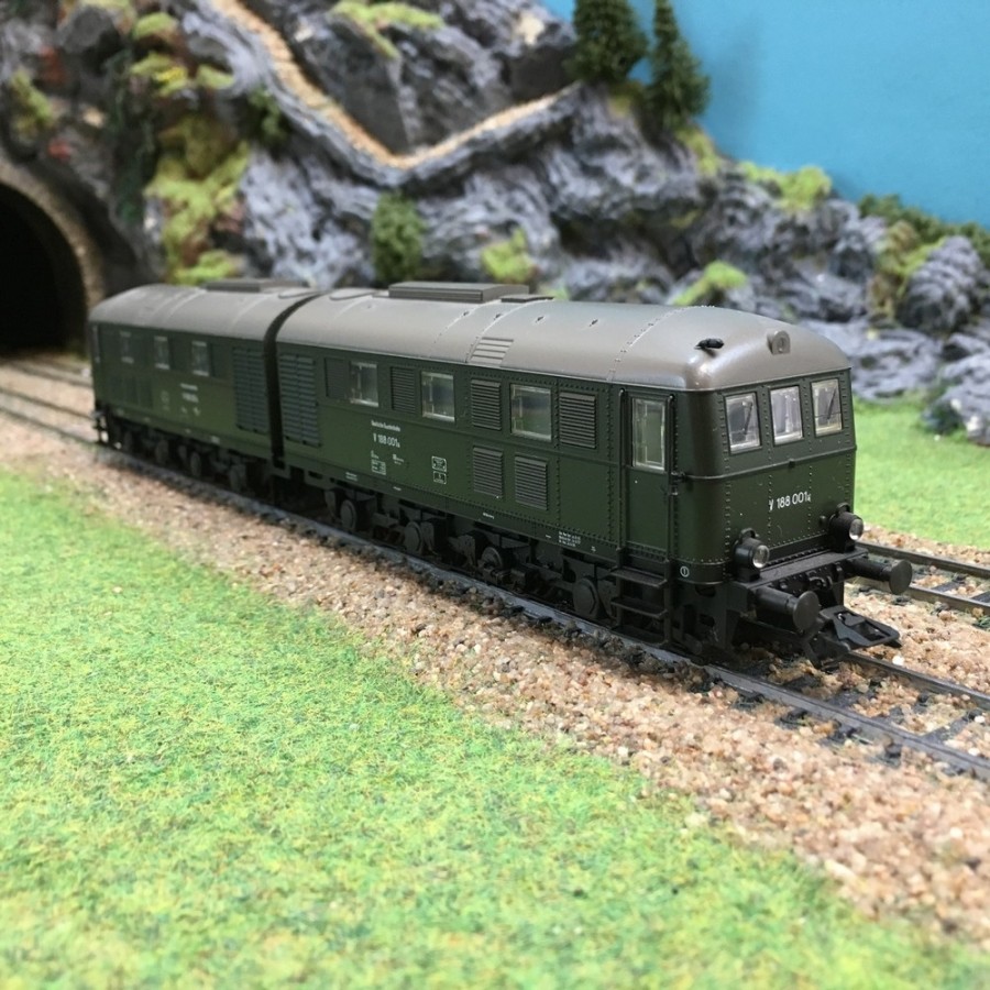 Locomotive type V 188 DB -HO-1/87-MARKLIN 37282 DEP64-27