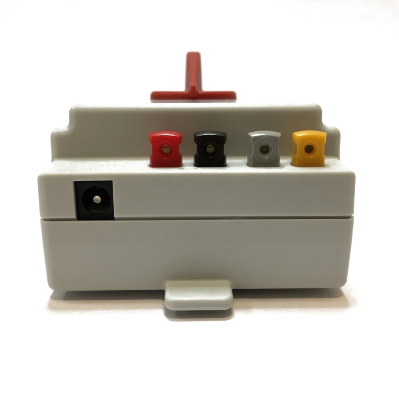 Le Transformateur Régulateur De Vitesse Lima Pour Trains Miniatures Au H0 9366