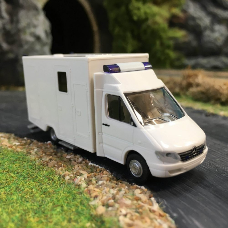 MERCEDES Sprinter ambulance-HO-1/87-RIETZE 61761