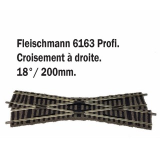 Croisement droit 18° 200mm-HO-1/87-FLEISCHMANN 6163