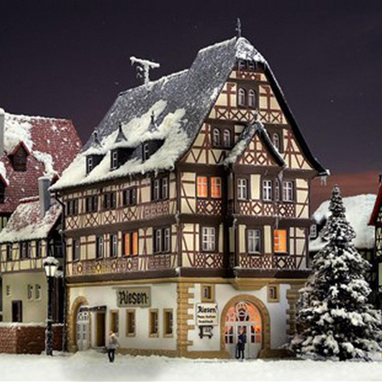 Auberge de ville à colombage-N-1/160-KIBRI 37117