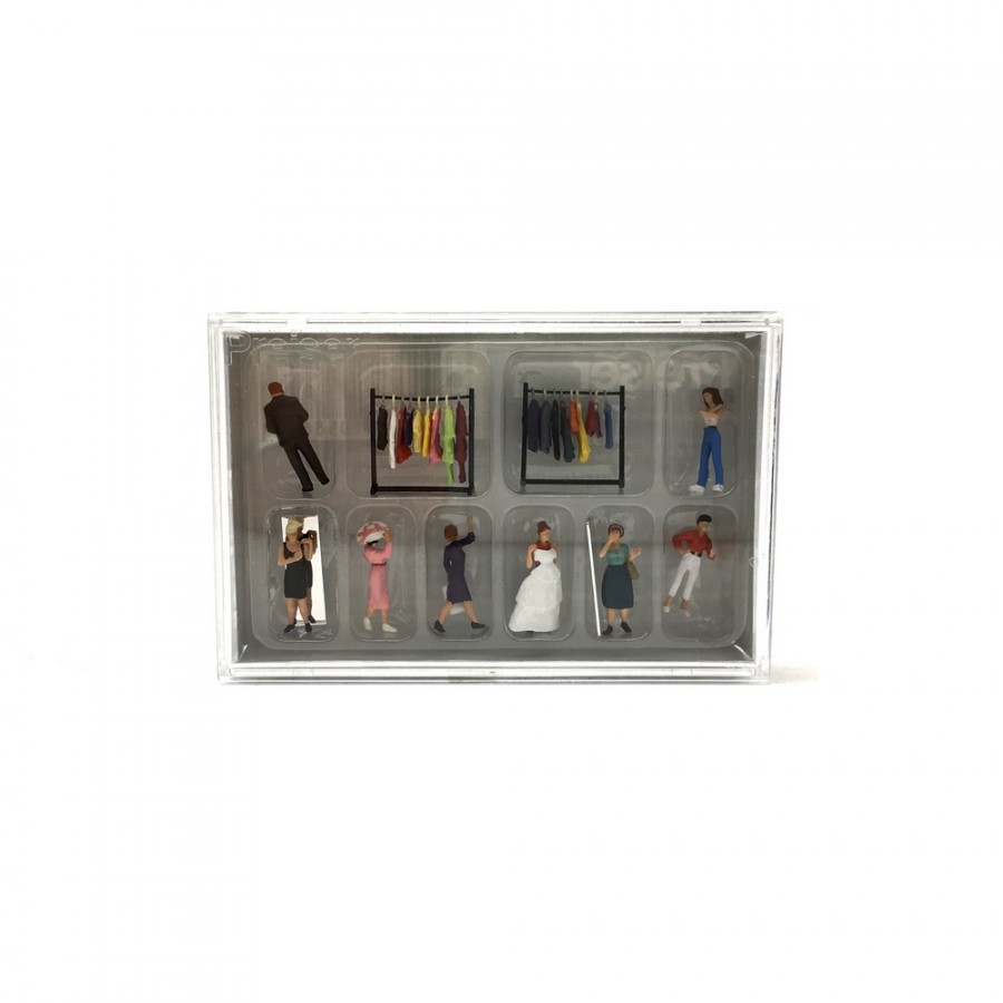 8 personnages en essayage au magasin-HO 1/87-PREISER 10586