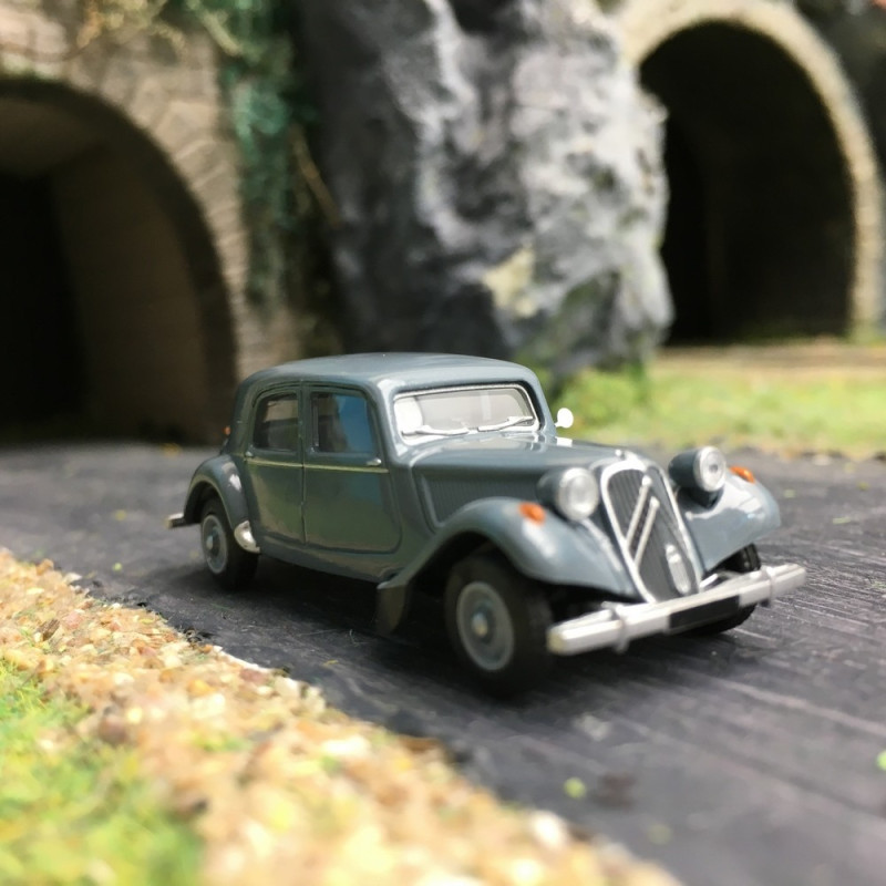 Citroën Traction 11B 1952-HO 1/87-SAI 6103