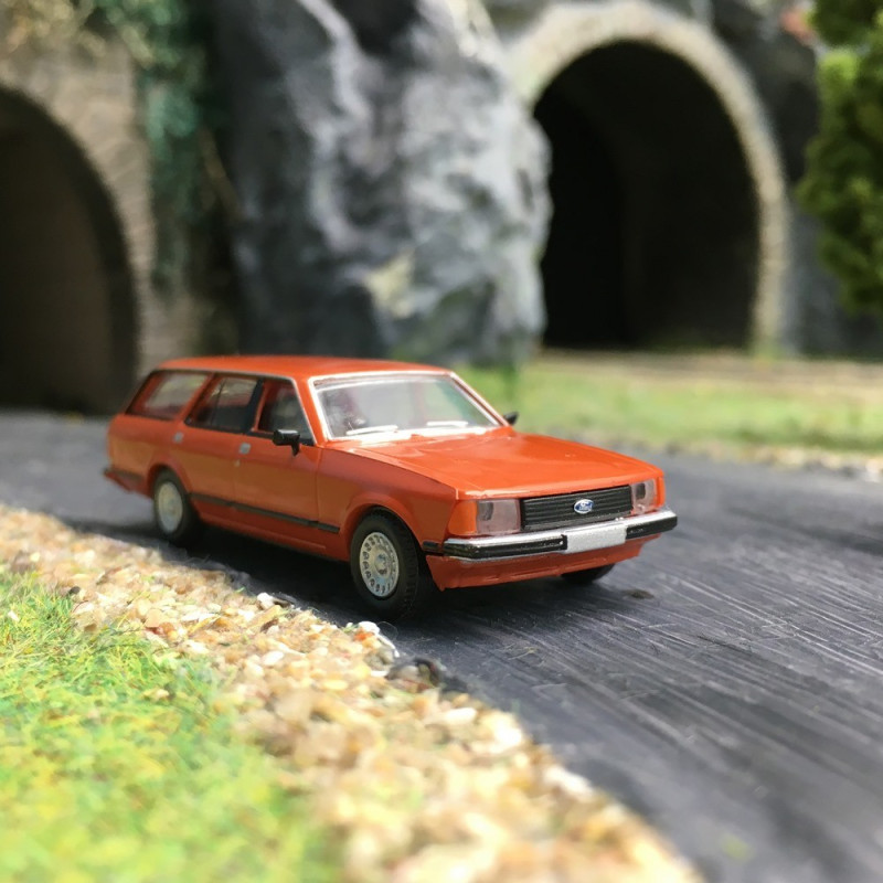 Ford Granada II Break-HO 1/87-BREKINA 19501