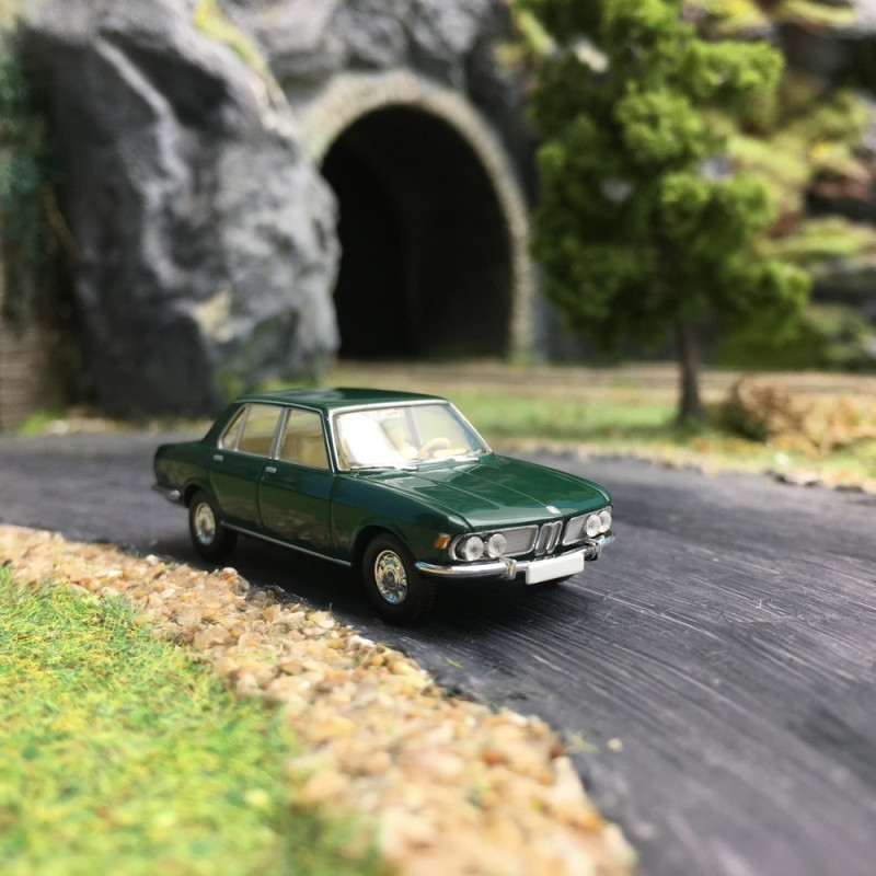 BMW 2500-HO 1/87-BREKINA 13603