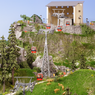 Téléphérique "Hahnenkamm" motorisé à 8 cabines-HO 1/87-BRAWA 6342