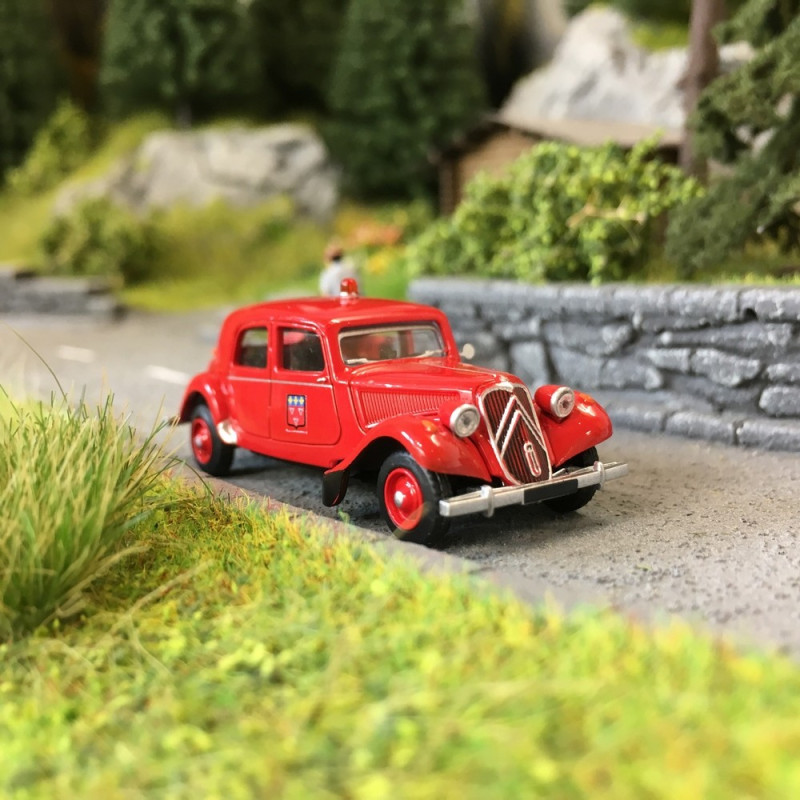 Citroën Traction 11B 1952 Pompiers d'Orléans-HO 1/87-SAI 6128