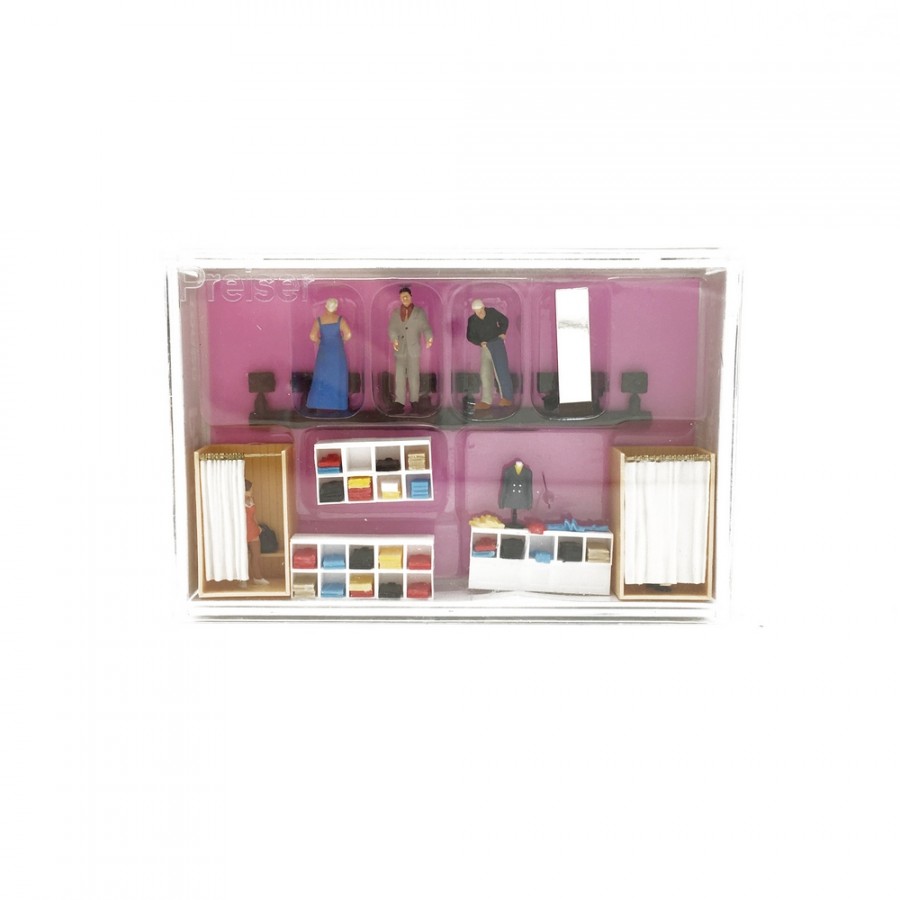 4 personnages en essayage en magasin-HO 1/87-PREISER 10628