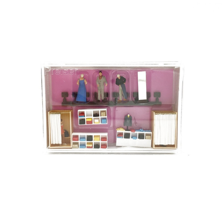 4 personnages en essayage en magasin-HO 1/87-PREISER 10628