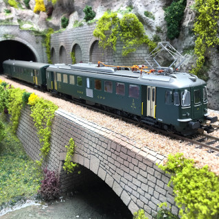Autorail RBe 4/4 1406 + voiture pilote BDt  CFF Ep IV-HO 1/87-PIKO 96848