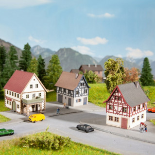 Set de 3 petites maisons-Z 1/220-NOCH 44310