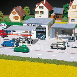 Station service et lavage-HO-1/87-FALLER 130296