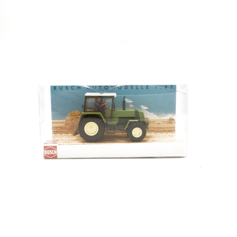 Tracteur Fortschritt LPG + personnage-HO-1/87-BUSCH 50420