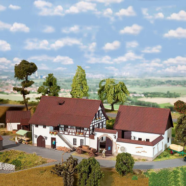 Grande ferme HO FALLER 130372 modelisme ferroviaire diorama neuf FALLER